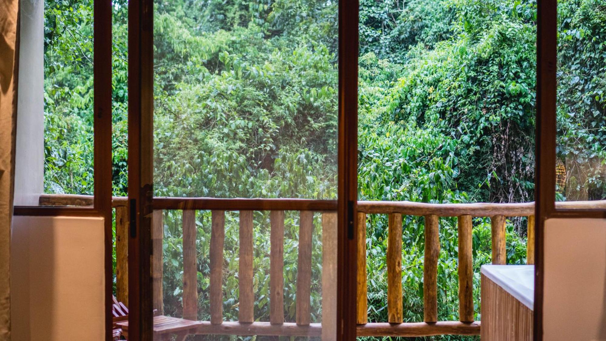 La Aldea De La Selva Alojamento de Turismo Selvagem Puerto Iguazú